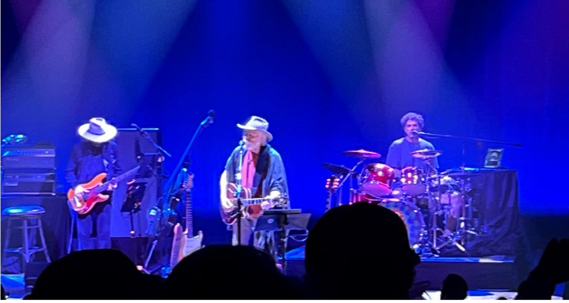 Read more about the article Wolf Brothers Trio